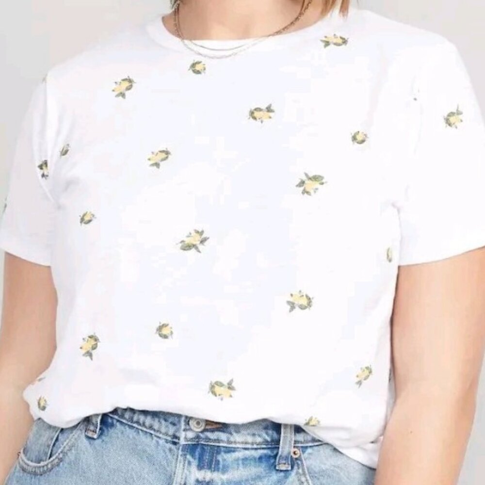Old Navy T-Shirt